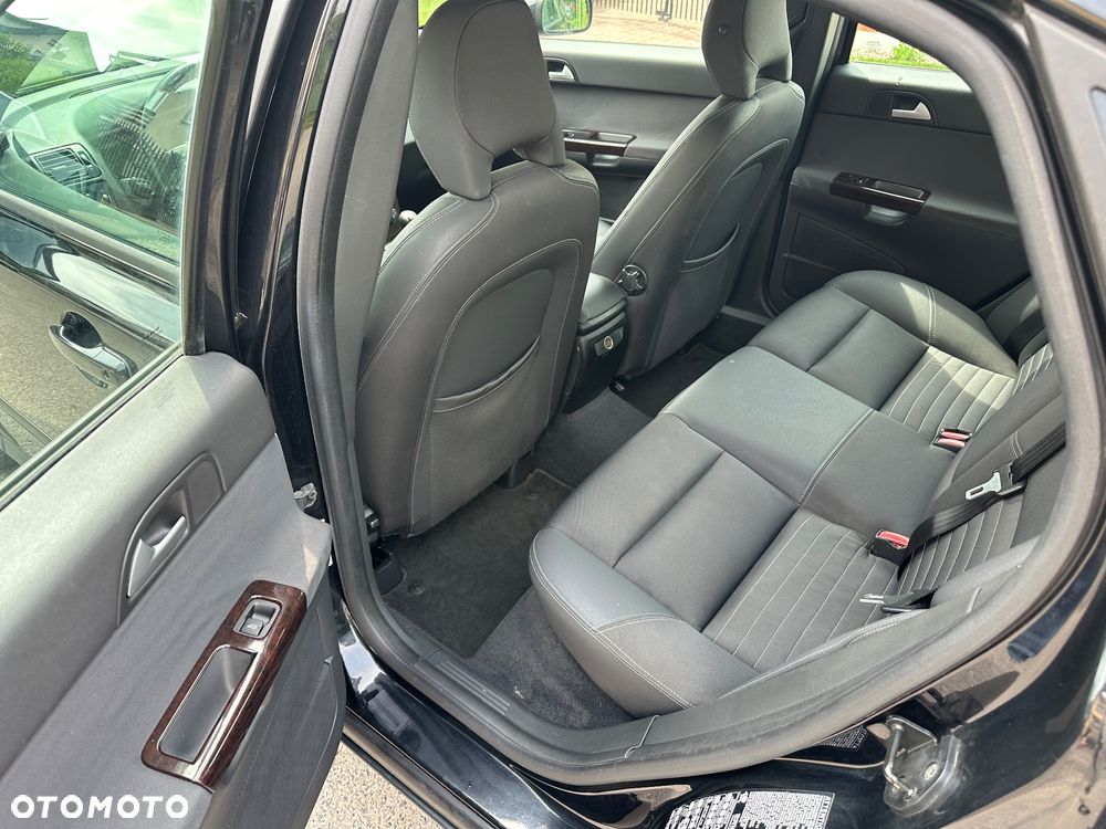 Volvo S40 2.4 Momentum - 17