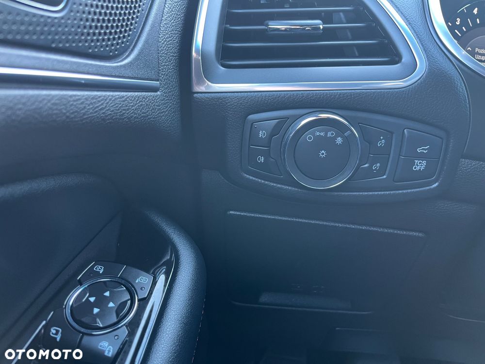 Ford Edge 2.0 EcoBlue Bi-Turbo 4x4 ST-LINE - 10