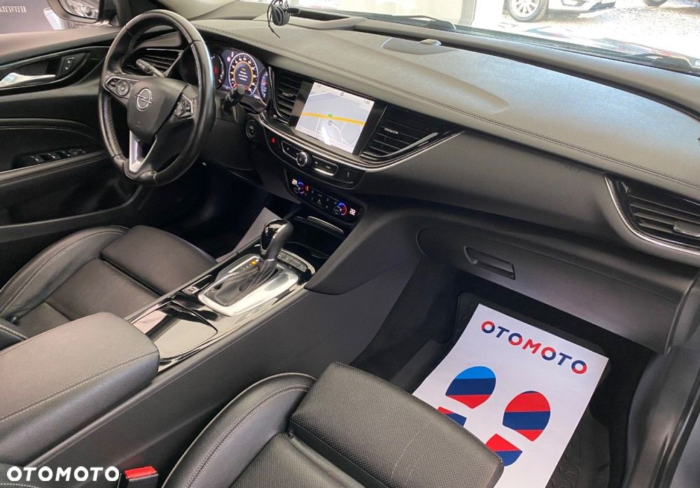 Opel Insignia - 23