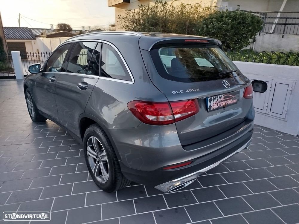 Mercedes-Benz GLC 250 d Exclusive 4-Matic - 2