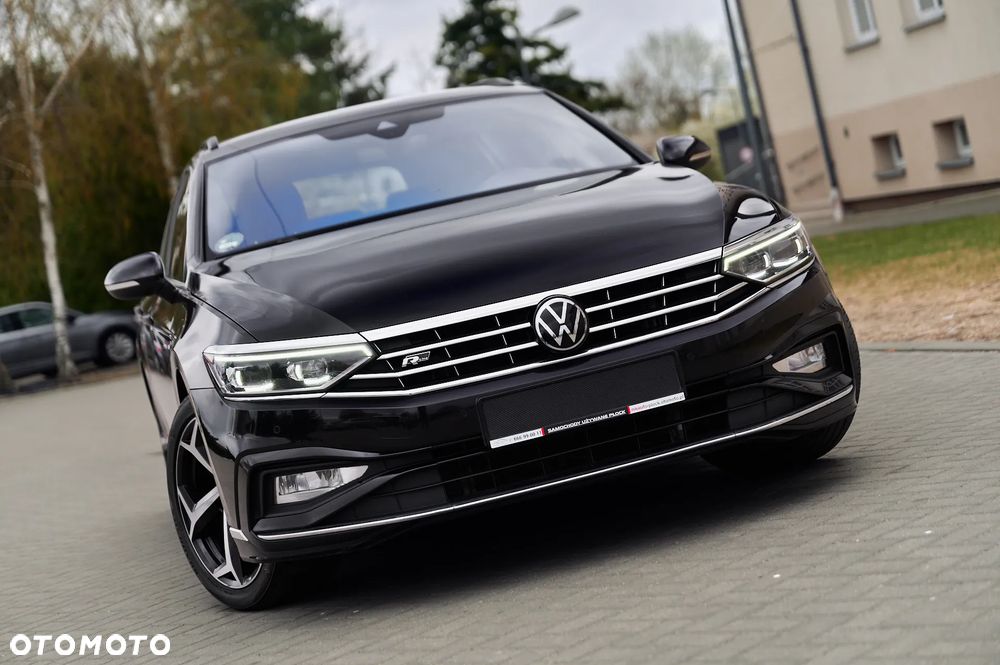 Volkswagen Passat Variant 2.0 TDI SCR DSG R-Line - 18