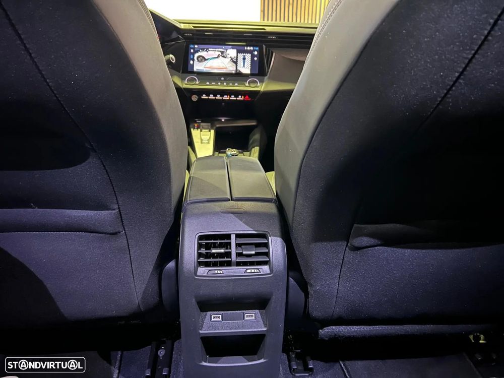 Peugeot 308 SW 1.2 Hybrid Allure e-DCS6 - 21