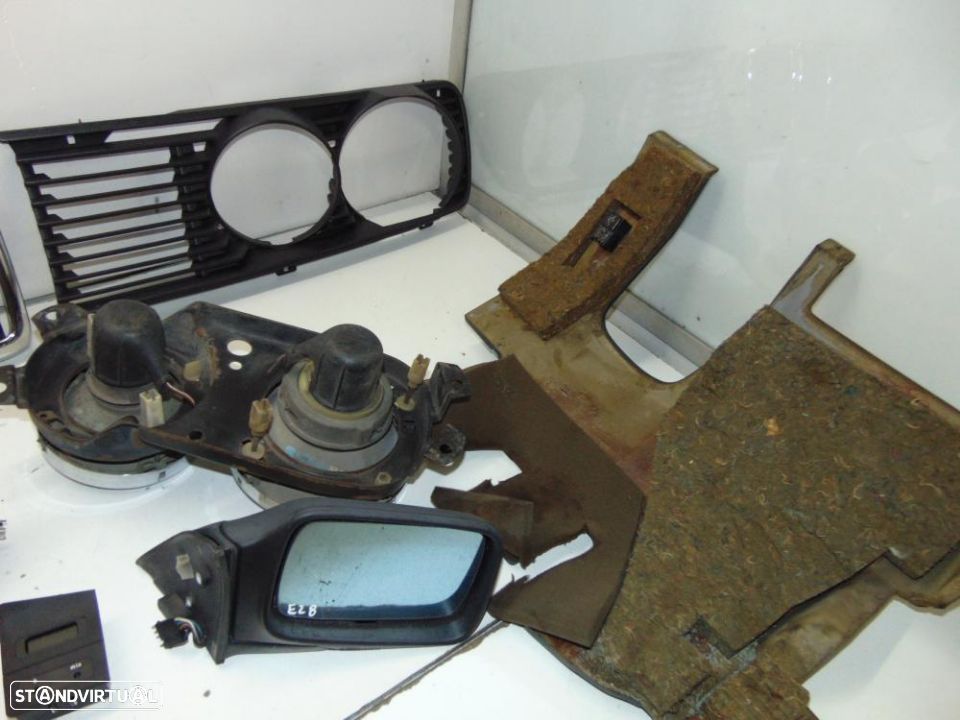 BMW E28 serie 5 conjunto 3 grelhas - 11