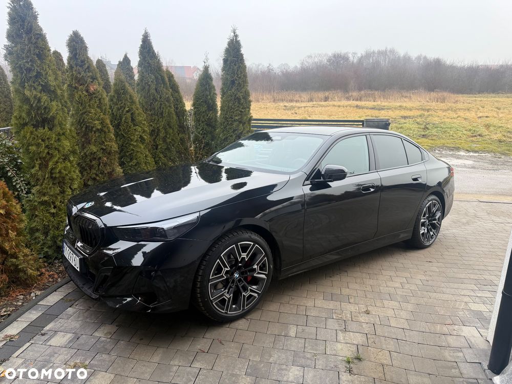 BMW Seria 5 520d xDrive mHEV M Sport - 3