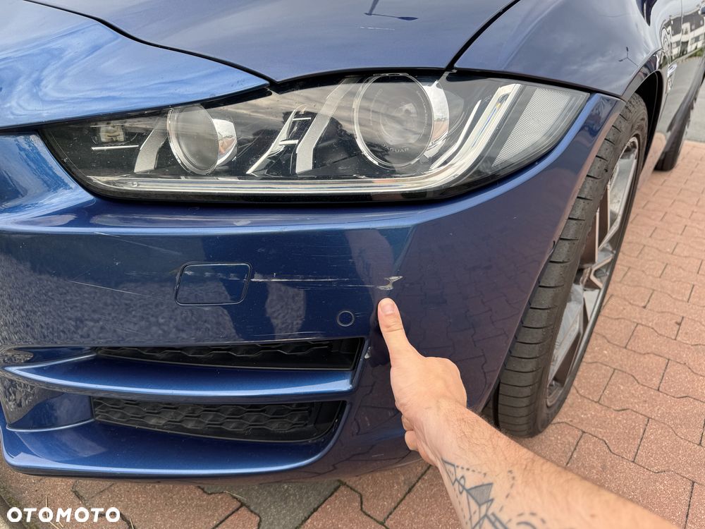 Jaguar XE 2.0 D Prestige - 17