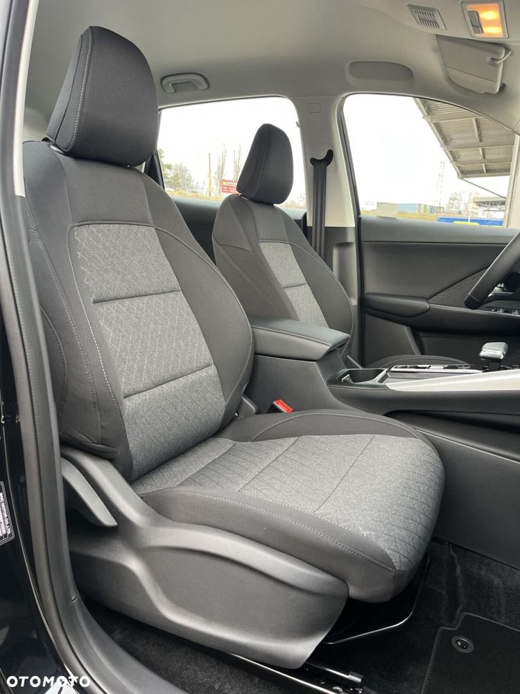 MG ZS Hybrid+ - 24