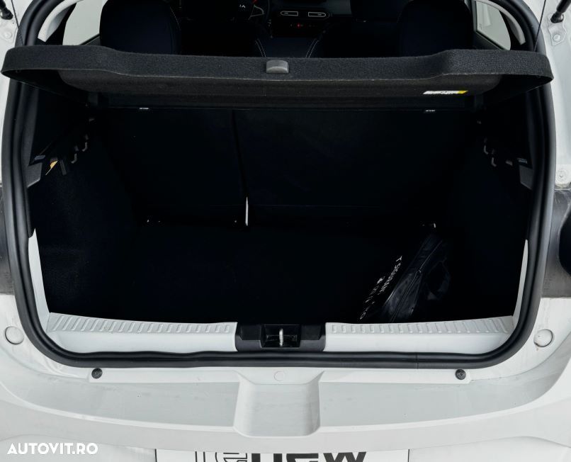 Dacia Sandero TCe 90 MT5 Expression - 9