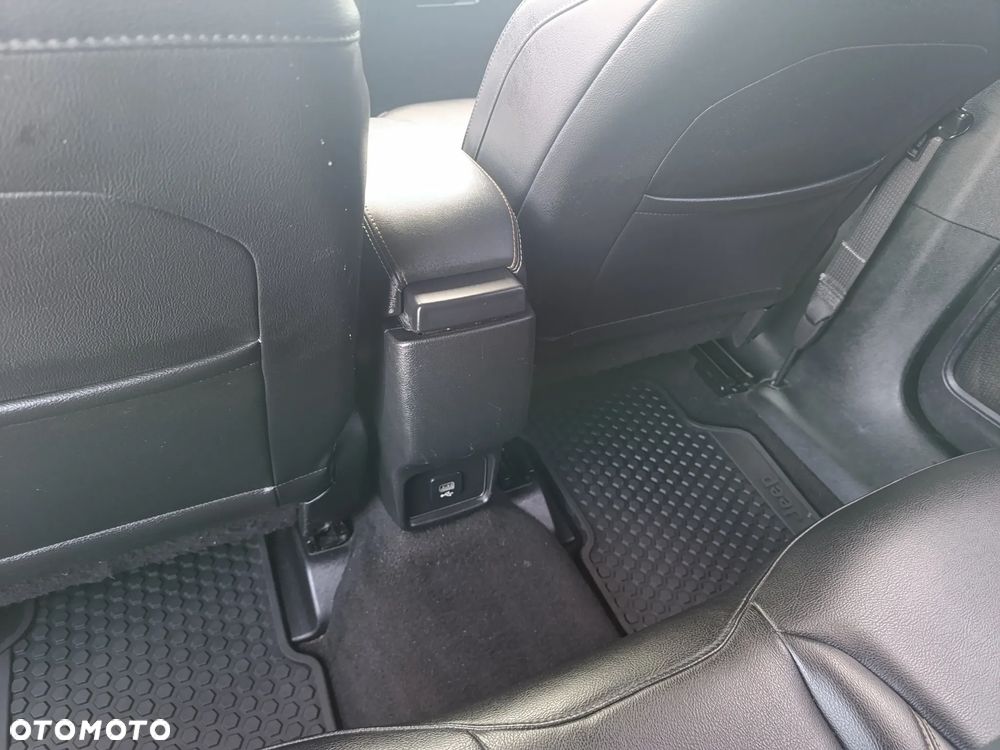 Jeep Compass 1.6 MultiJet Longitude - 26