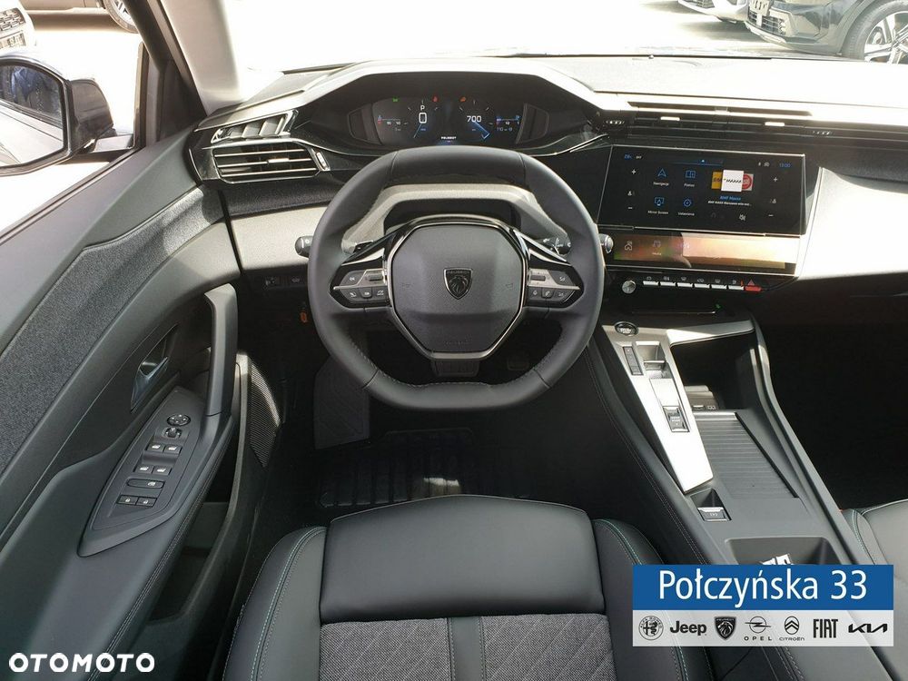 Peugeot 408 - 24