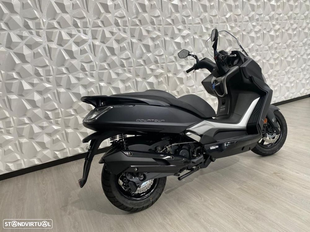 Kymco Downtown - 3