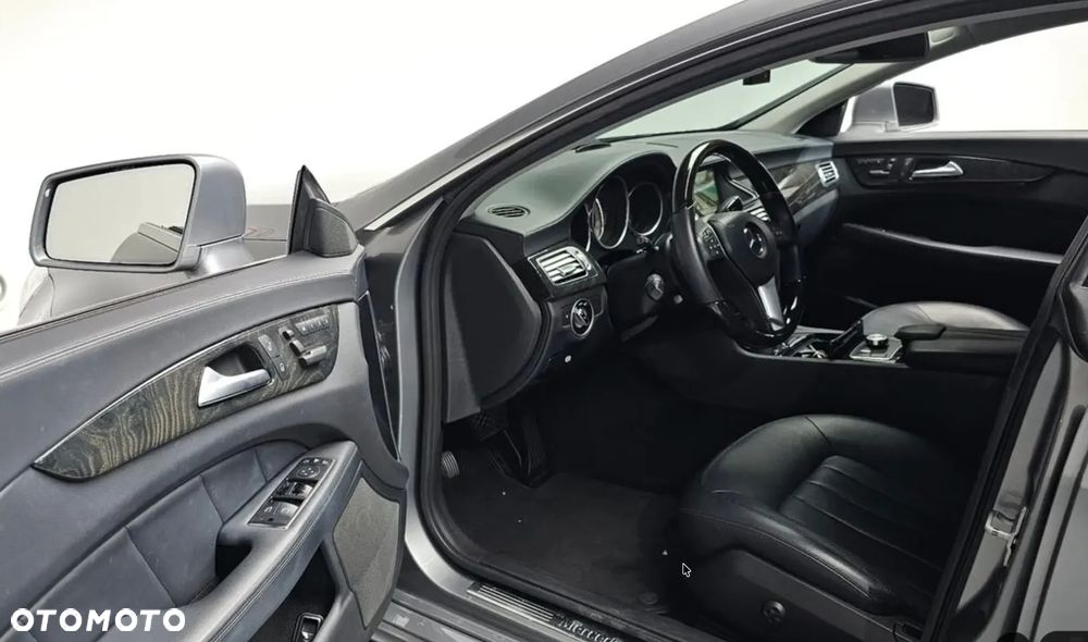 Mercedes-Benz CLS 350 BlueEFFICIENCY - 16