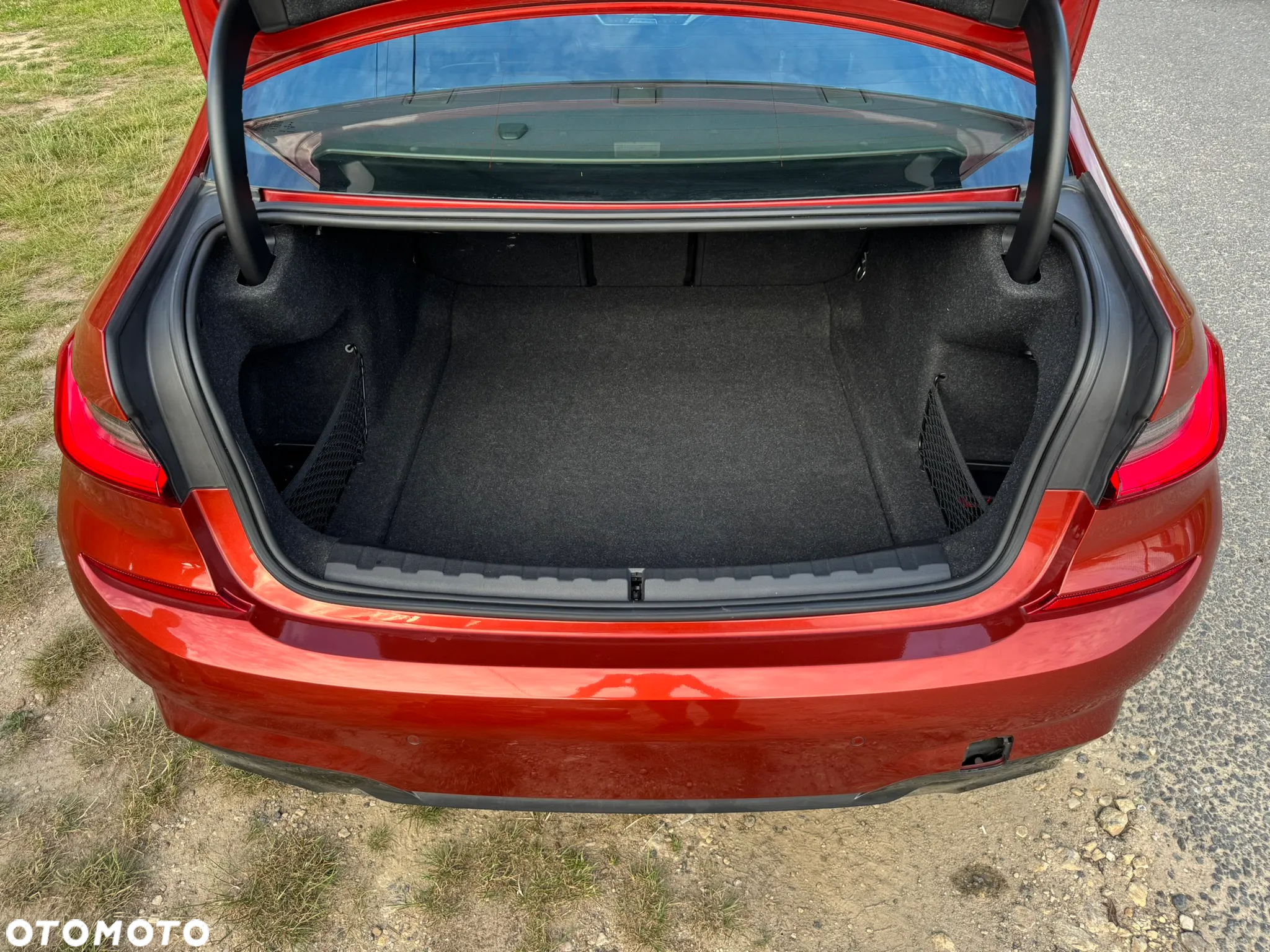 BMW Seria 3 330i M Sport - 32