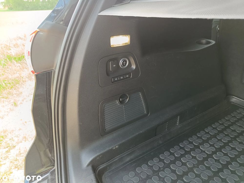 Ford S-Max 2.0 TDCi Trend - 9