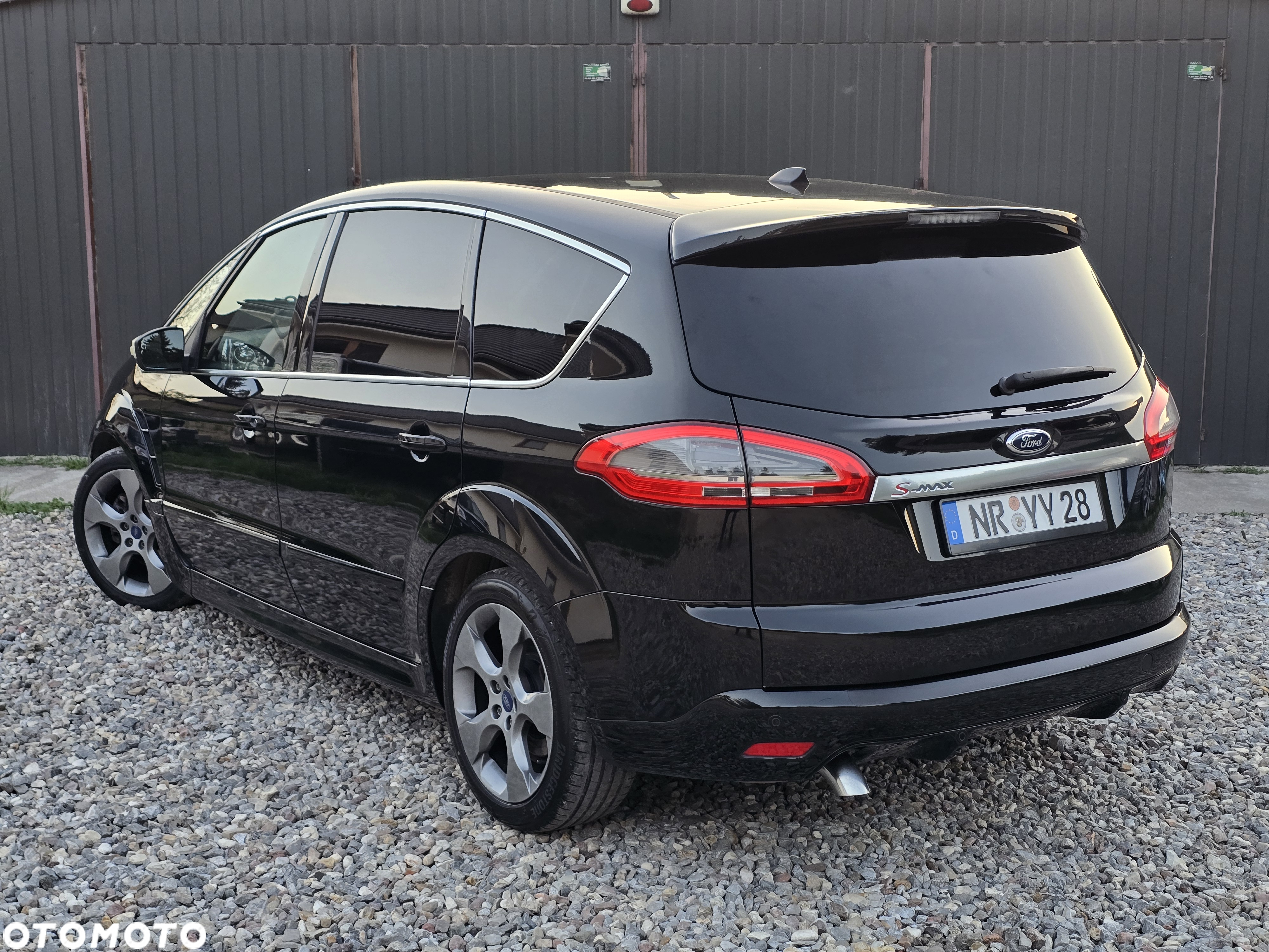 Ford S-Max 2.0 TDCi DPF Titanium X - 4
