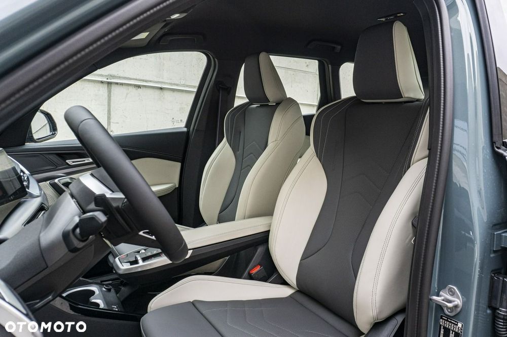 BMW X1 sDrive18i - 12