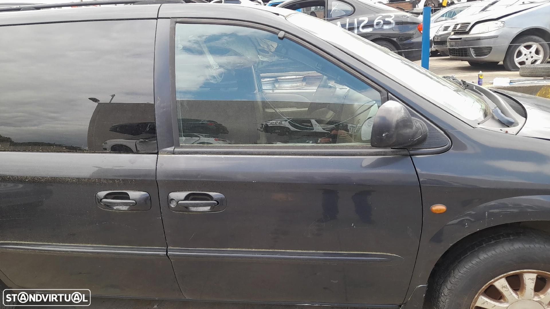 Porta frente direita CHRYSLER Voyager IV (RG, RS) - 1