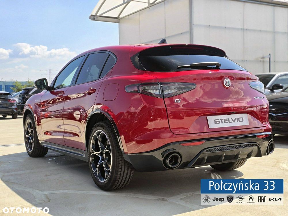 Alfa Romeo Stelvio - 4