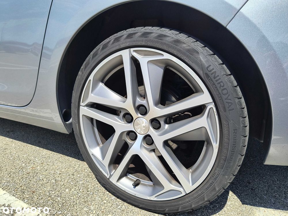 Peugeot 308 - 6