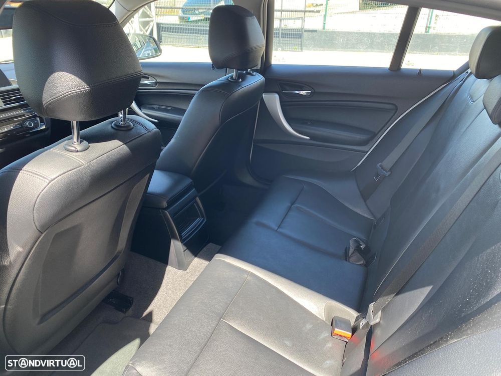 BMW 116 d EfficientDynamics Edition Sport Line - 12