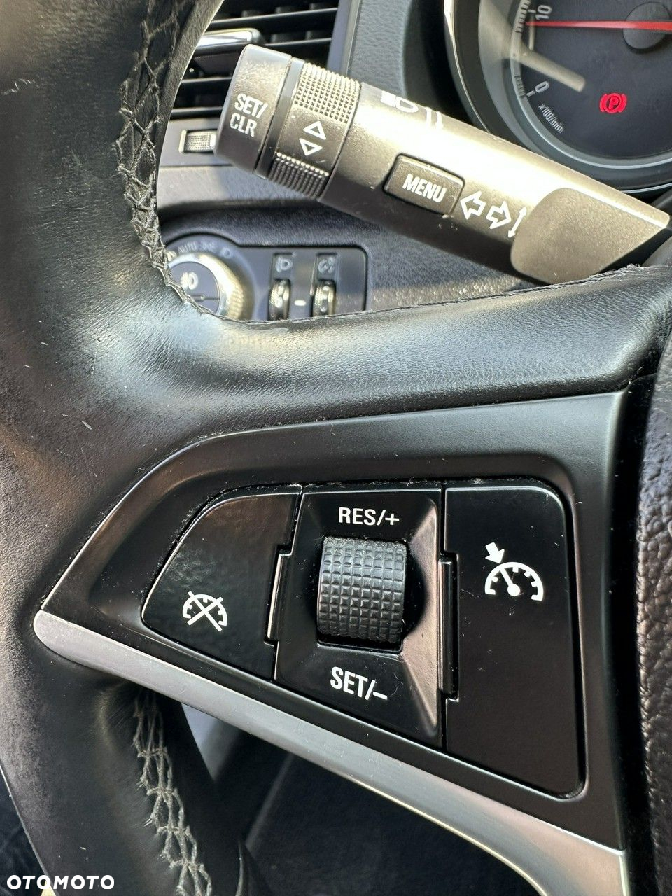 Opel Insignia - 12