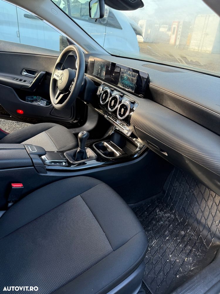 Mercedes-Benz CLA - 28