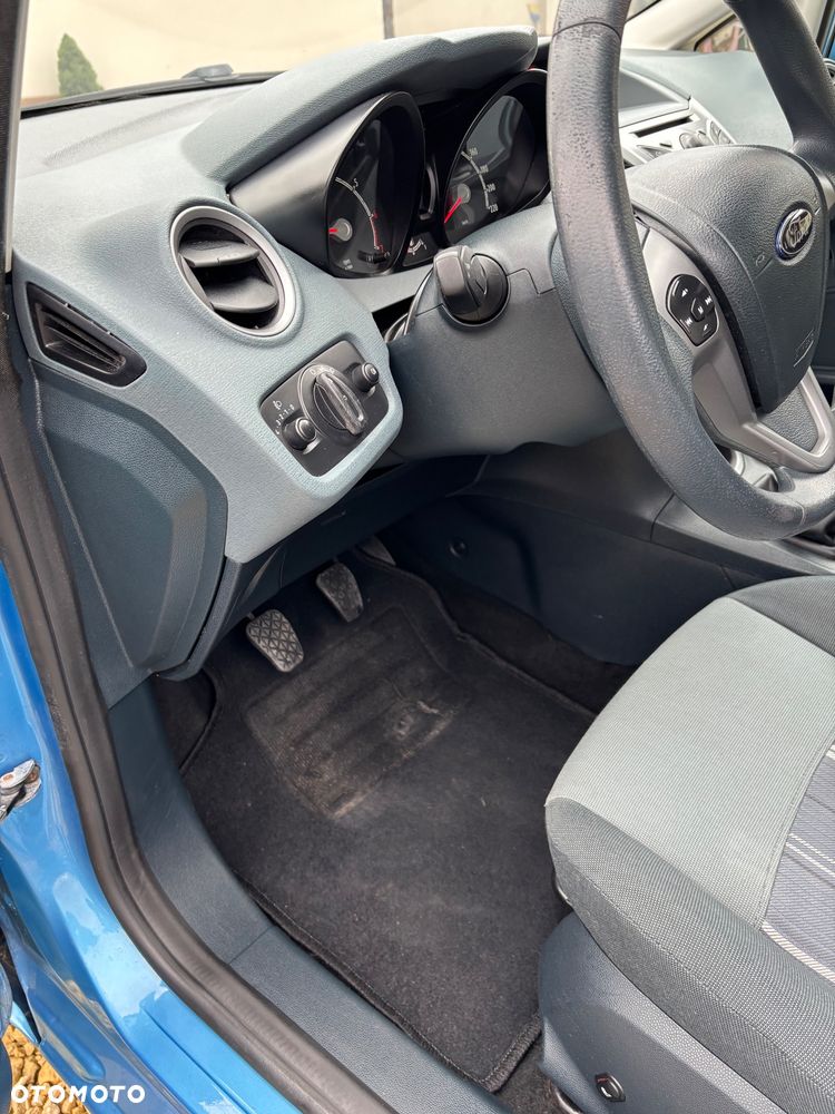 Ford Fiesta 1.25 SYNC Edition - 17