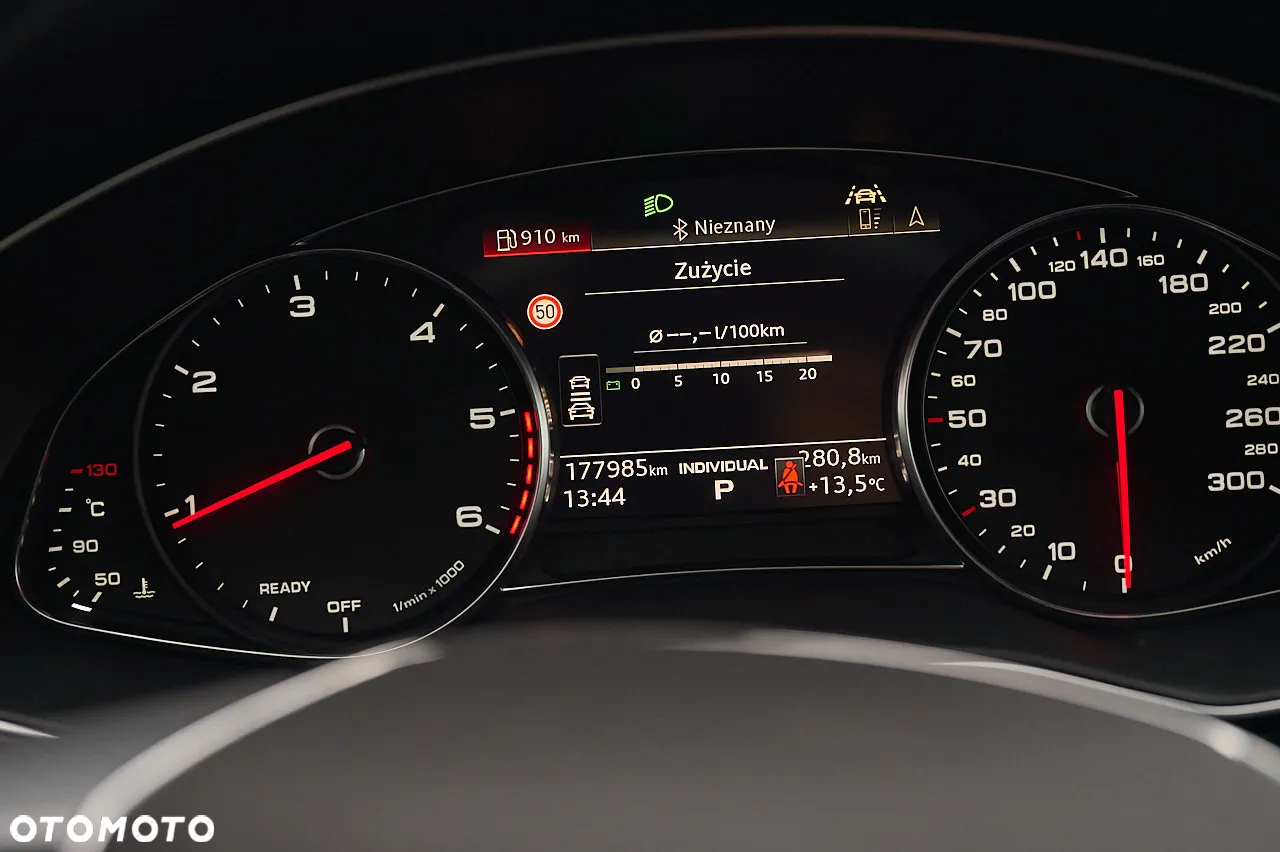 Audi A6 Avant 45 TDI quattro tiptronic - 26