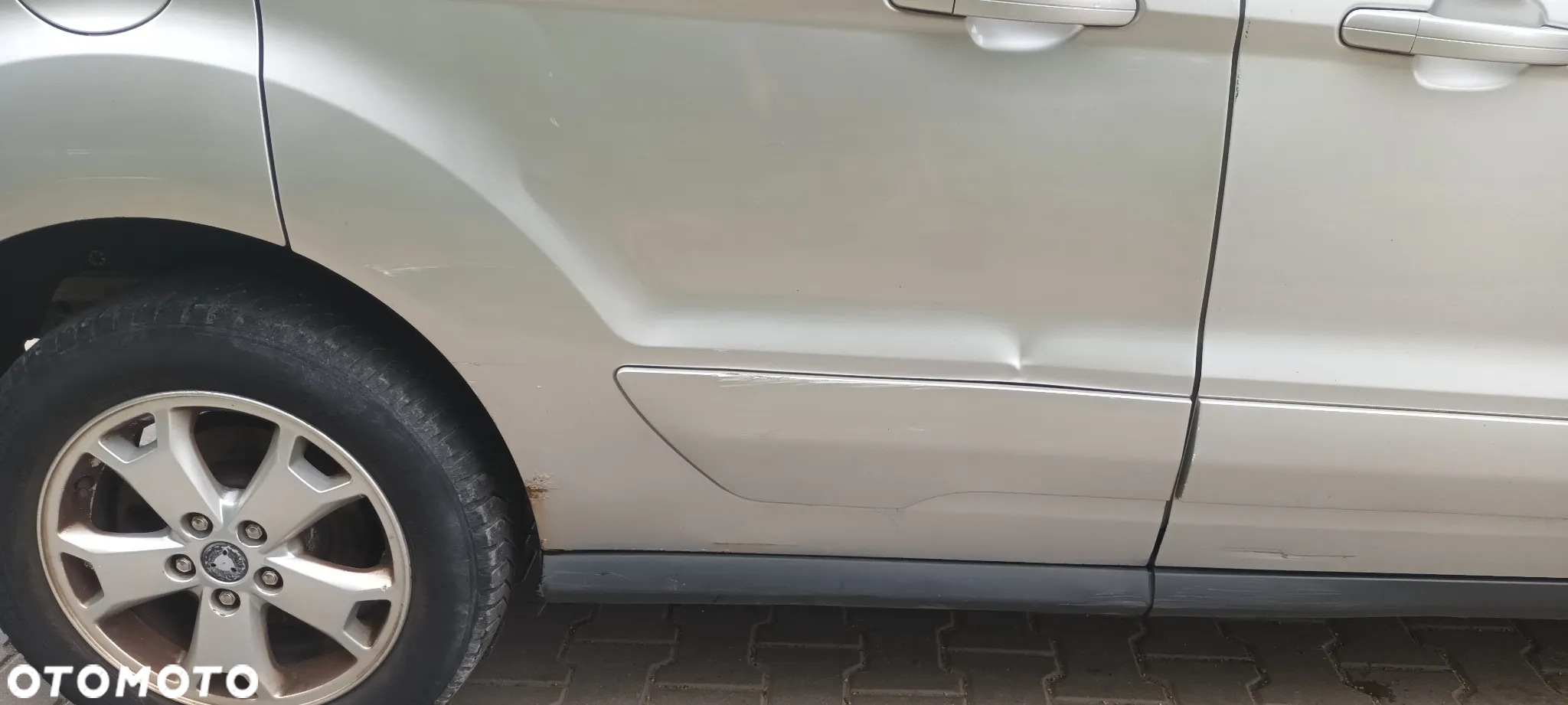 Ford Tourneo Connect Grand - 11