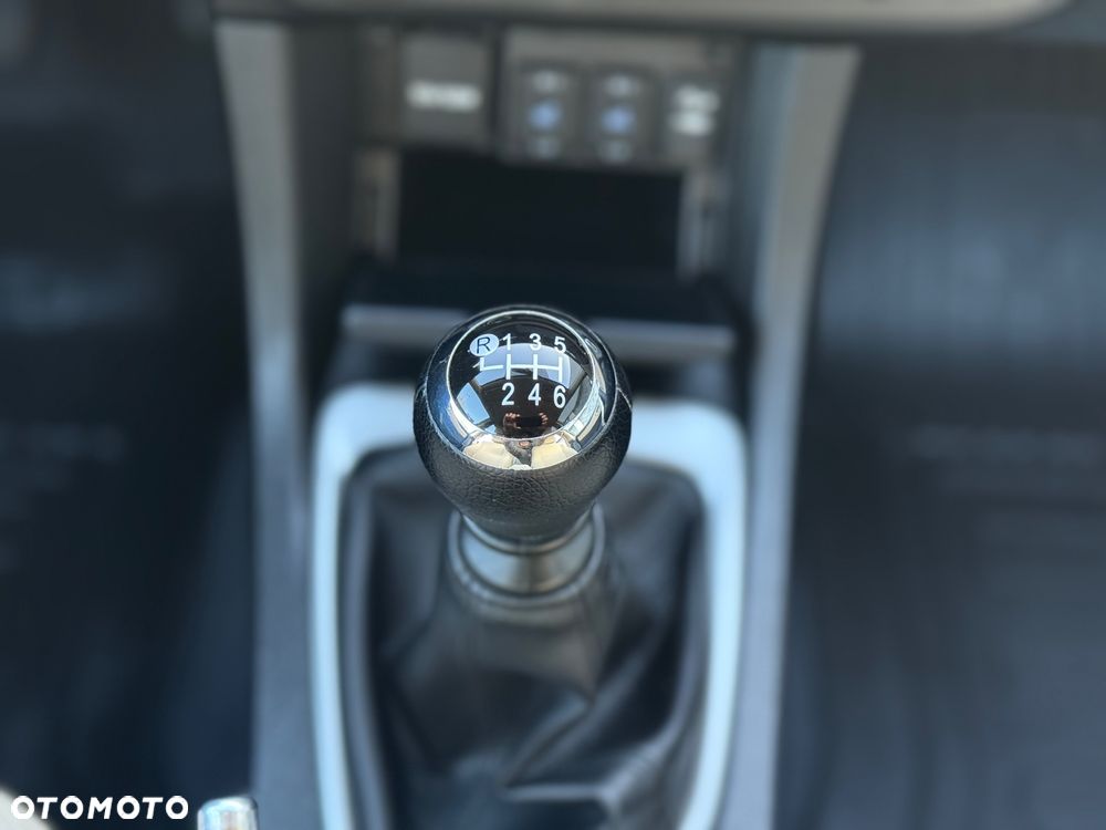 Toyota Corolla 1.6 Premium - 36