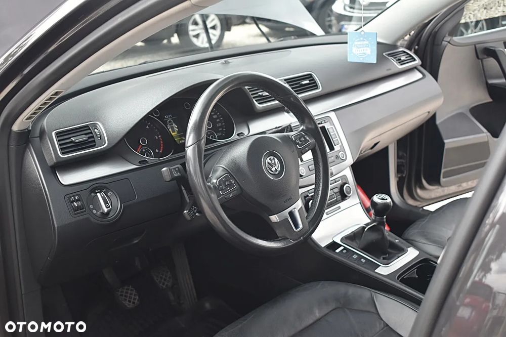 Volkswagen Passat ver-2-0-tdi-highline - 17