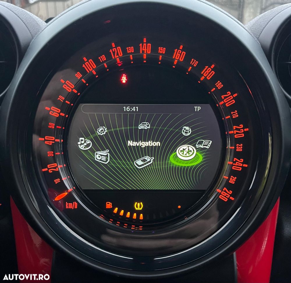 Mini Countryman - 19