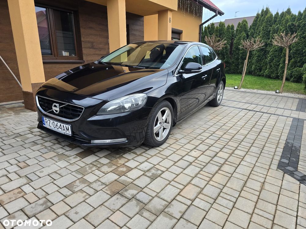 Volvo V40 D2 Momentum - 16