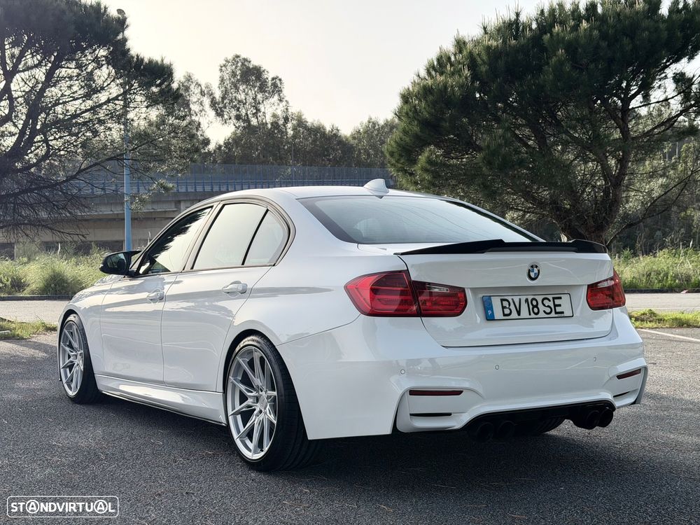 BMW 328 i Sport-Aut. Sport Line - 4
