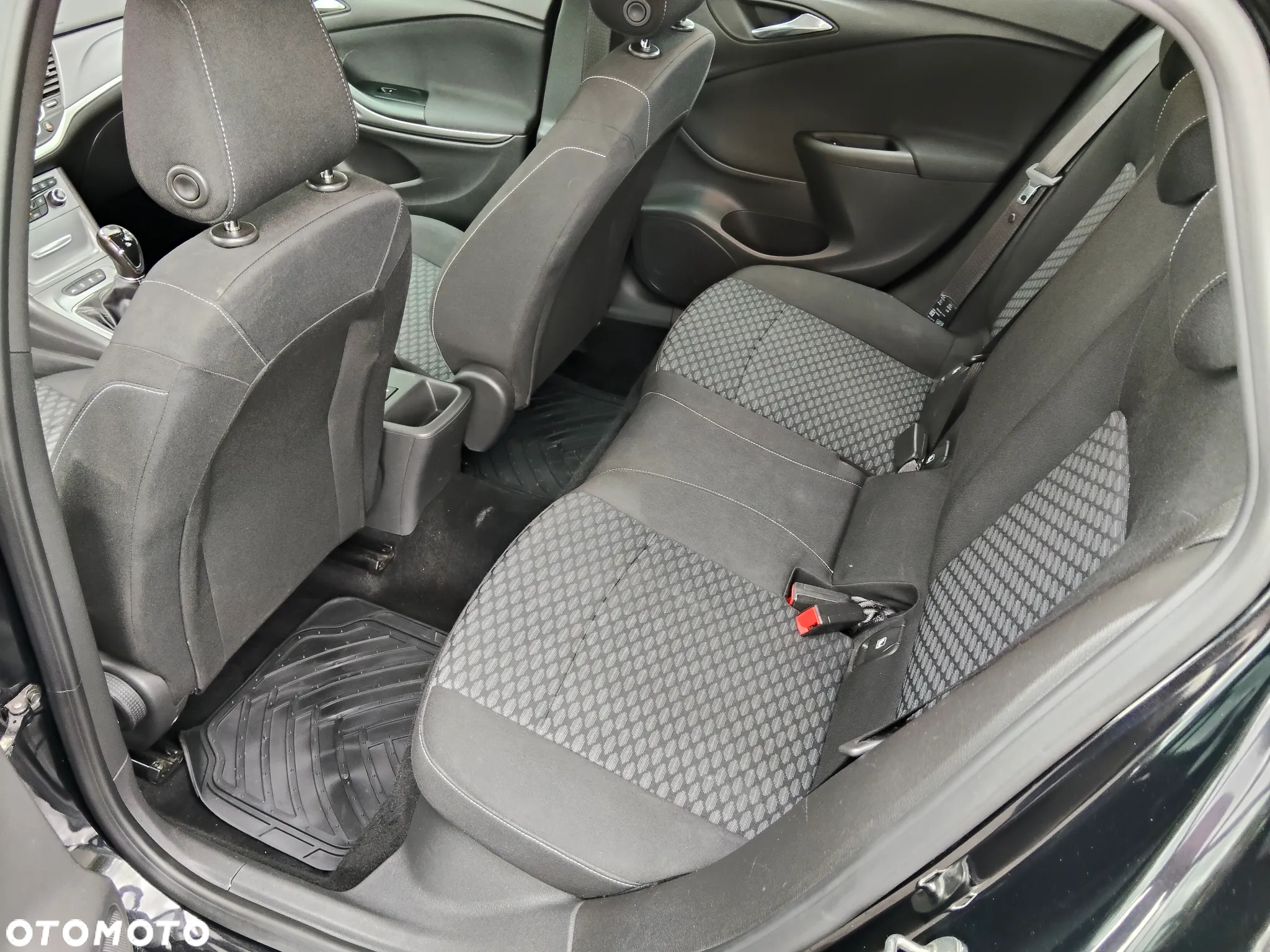 Opel Astra 1.6 CDTI Sports Tourer Active - 14