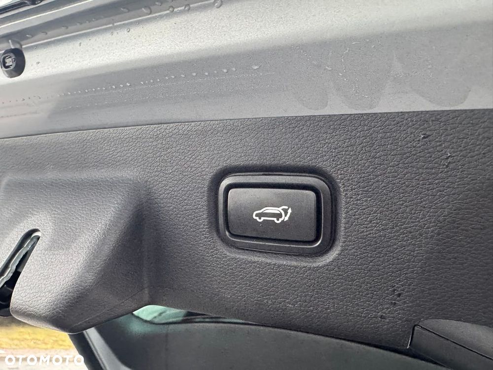 Kia Sportage 1.6 T-GDI HEV L 2WD - 26