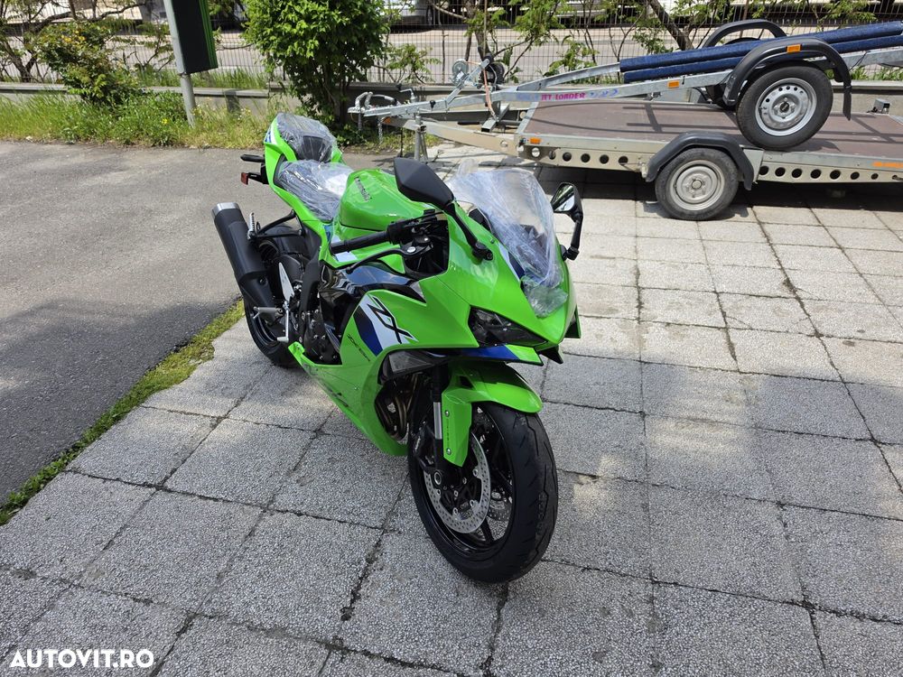 Kawasaki ZX-6R Ninja - 7