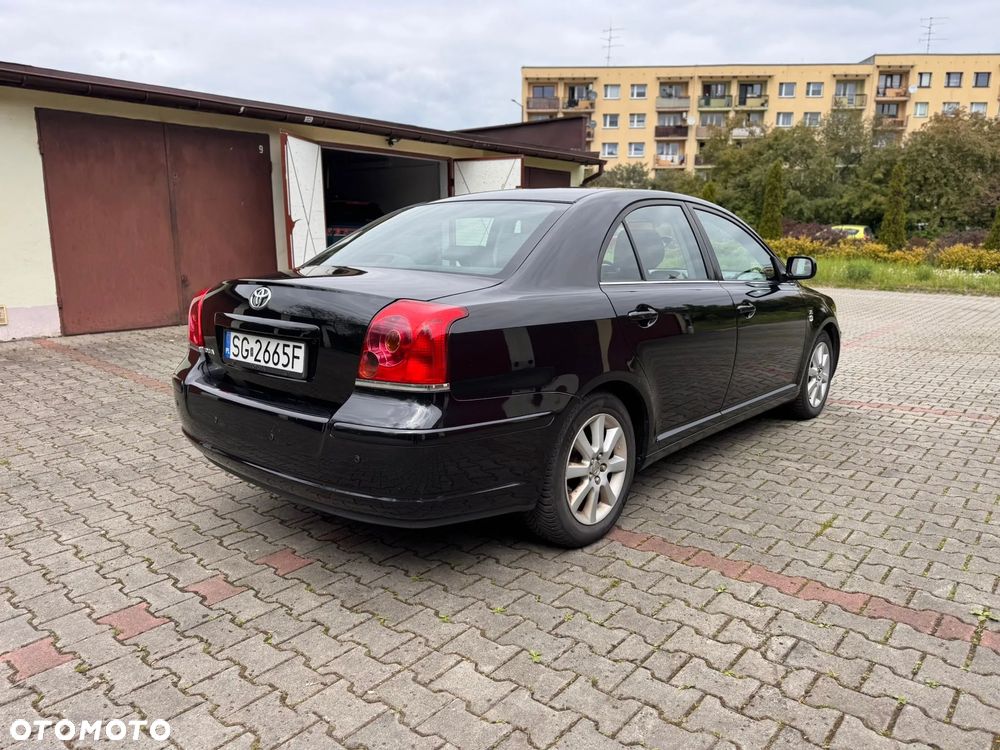 Toyota Avensis 2.0 D-4D Prestige - 11