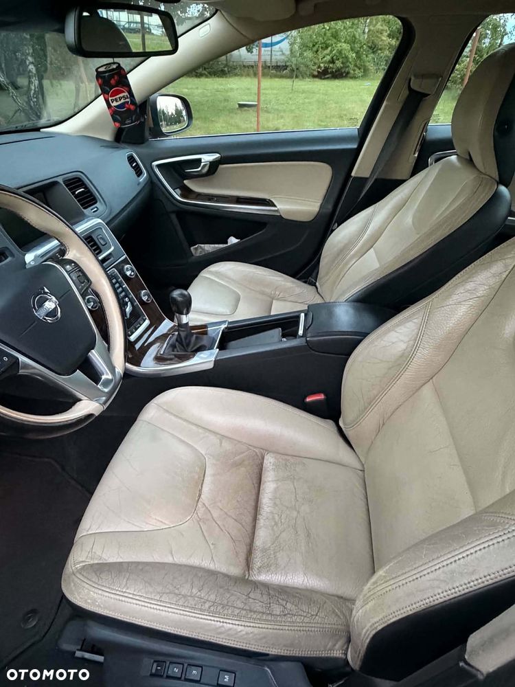 Volvo S60 DRIVe - 10