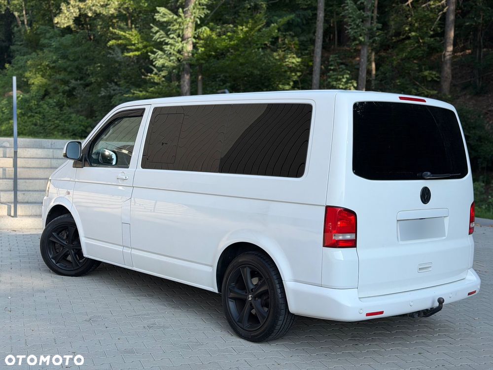 Volkswagen Multivan - 14