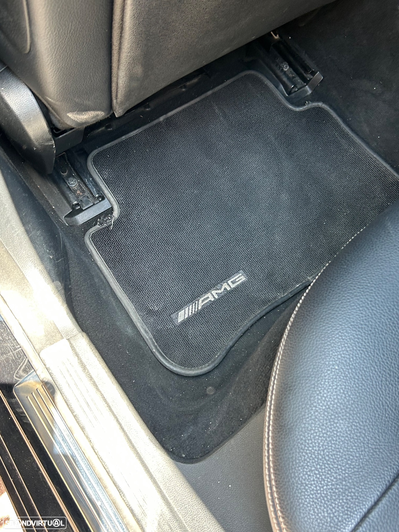 Mercedes-Benz E 250 CDi Avantgarde BlueEfficiency Auto. - 24