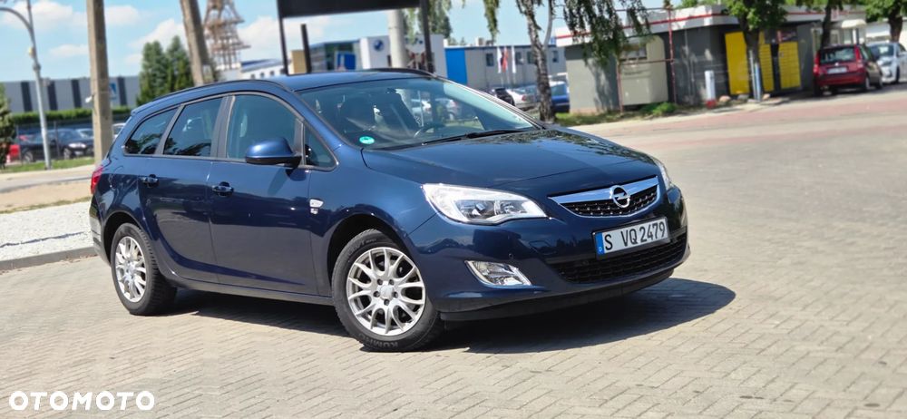 Opel Astra 1.6 Turbo 150 Jahre - 19