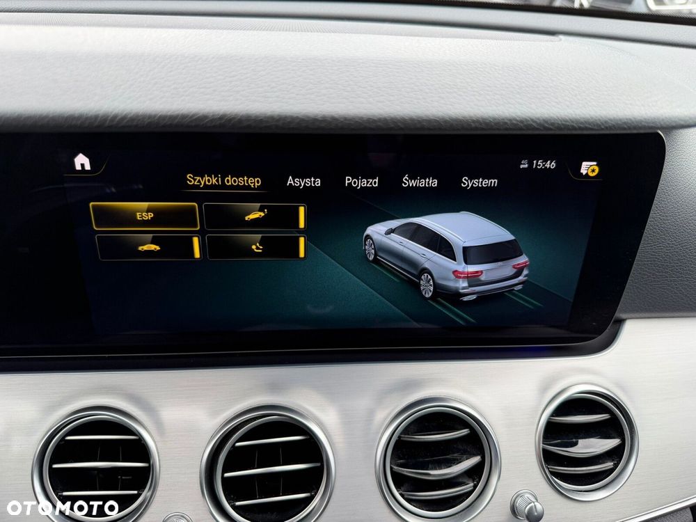 Mercedes-Benz Klasa E 220 d 4-Matic AMG/Avantgarde - 36