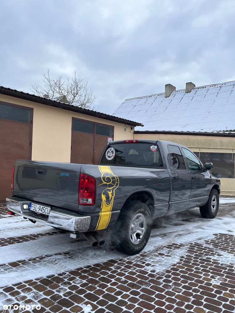 Dodge RAM - 6
