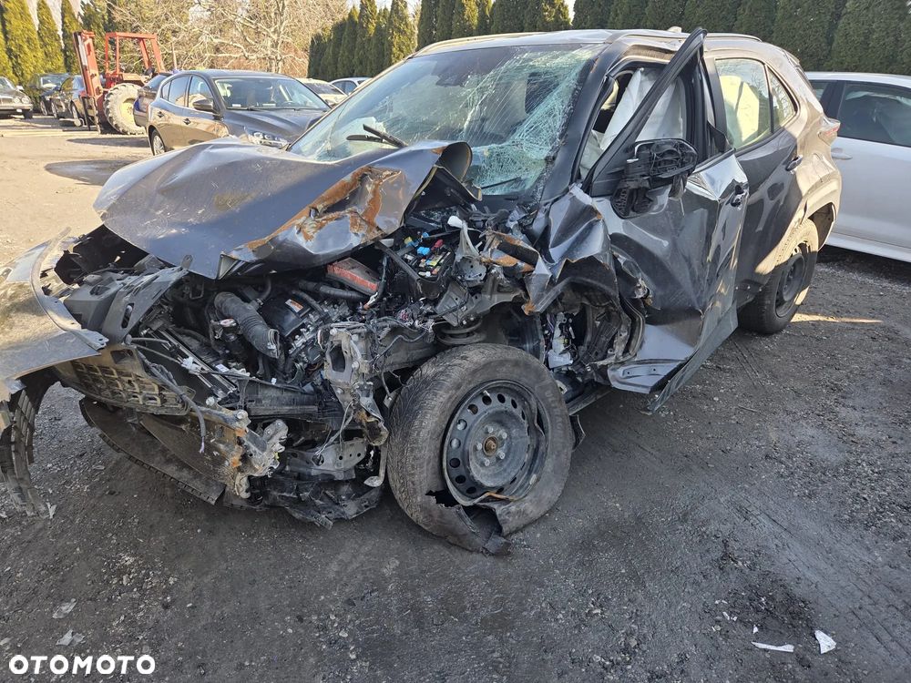 Toyota Yaris Cross Hybrid 1.5 Active - 3