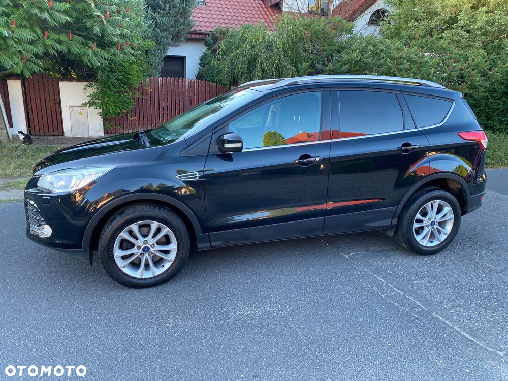 Ford Kuga 2.0 TDCi 2x4 Titanium - 8