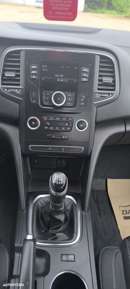 Renault Megane TCE GPF Life - 17