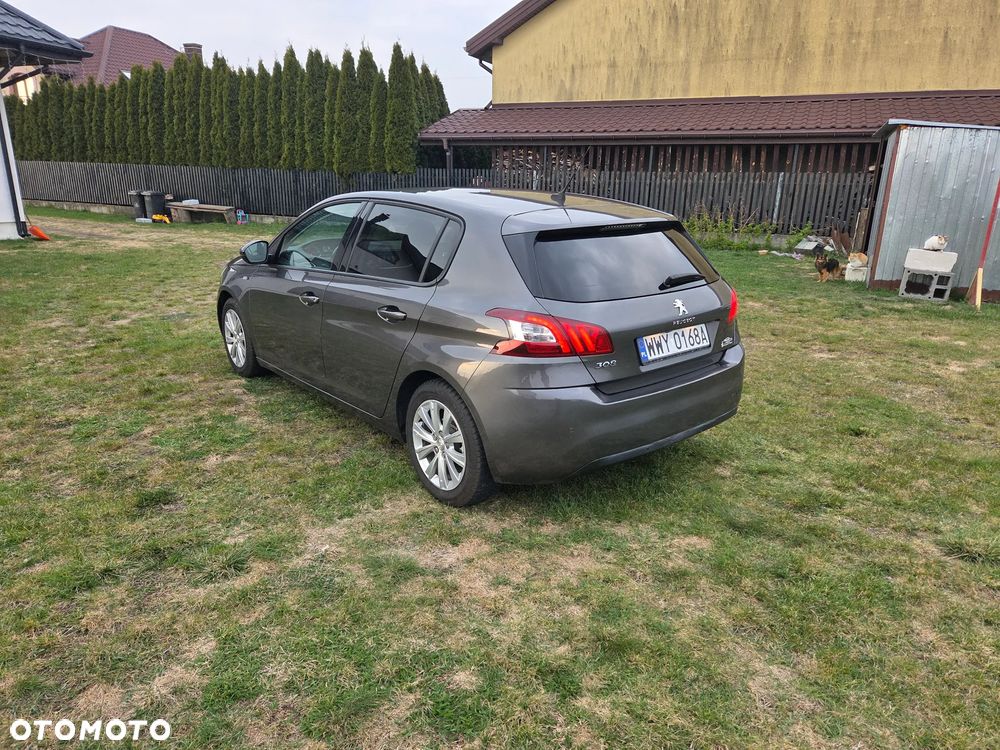 Peugeot 308 - 3