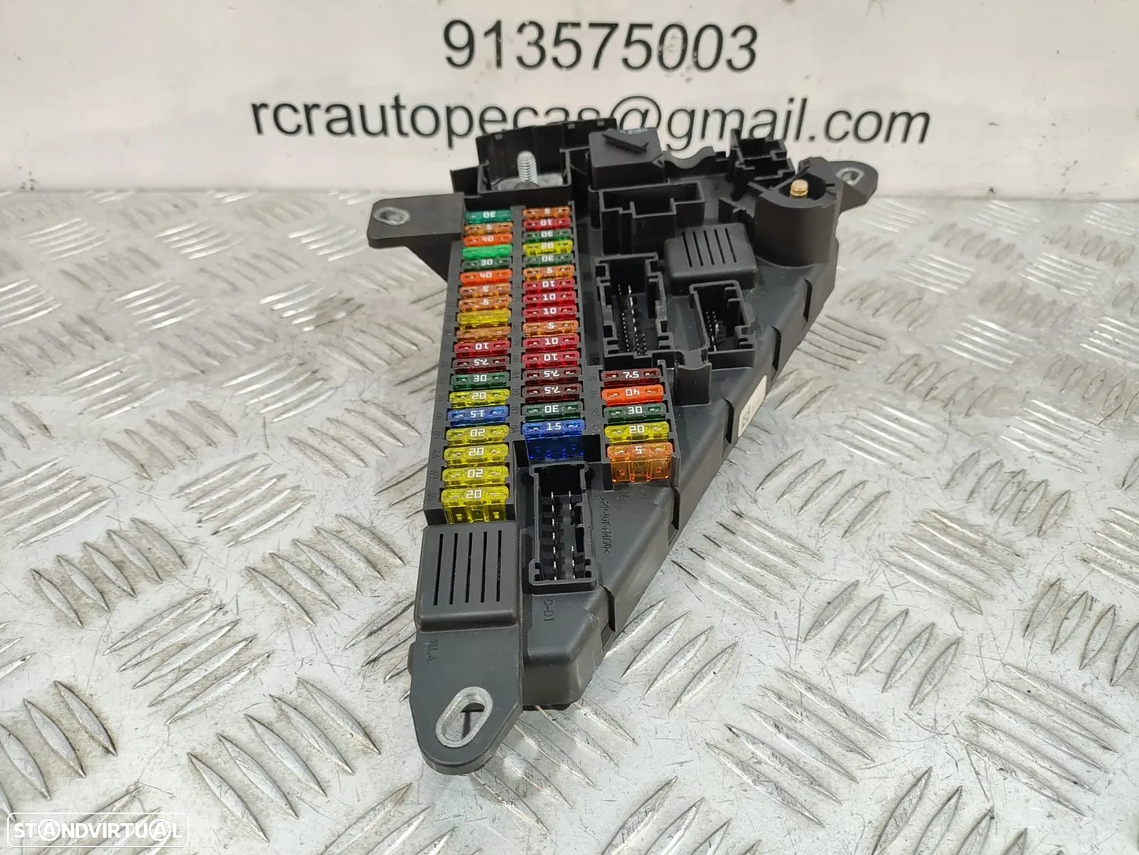 Caixa de fusíveis original BMW Serie 5/Serie 6 E60 E61/E63 E64 - 6