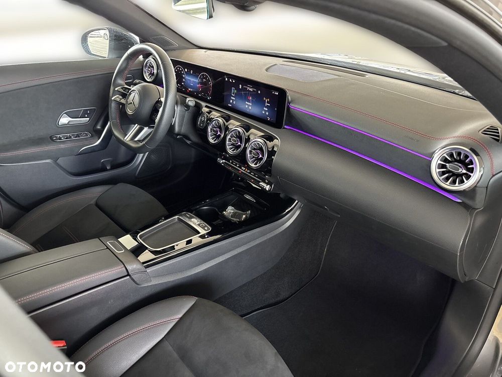 Mercedes-Benz CLA - 18