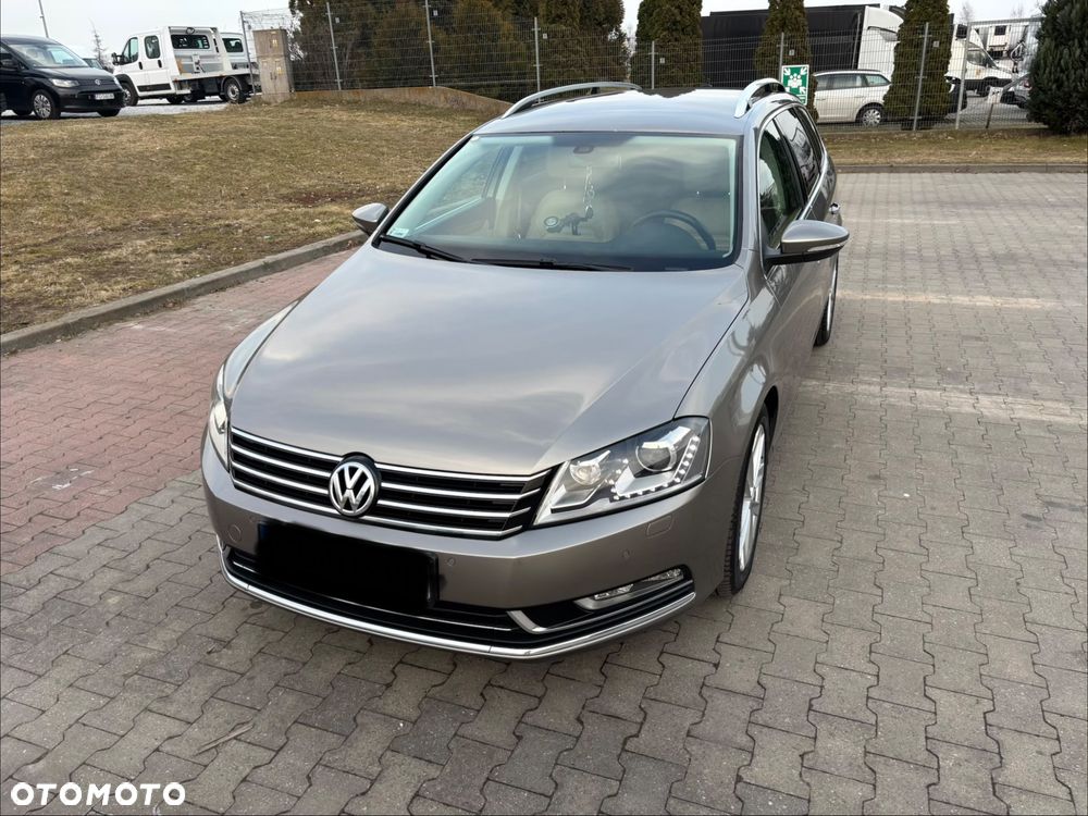Volkswagen Passat 2.0 TDI Highline DSG - 1